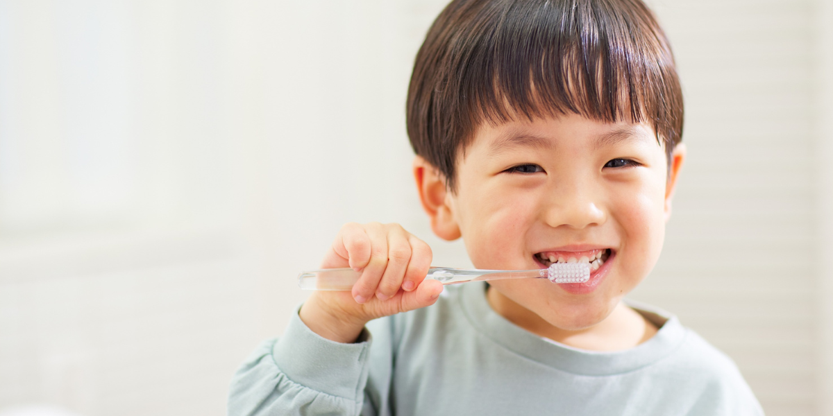 Kids dentist in Oakville at Kids Corner Medical & Dental examining different types of cavities in children's teeth